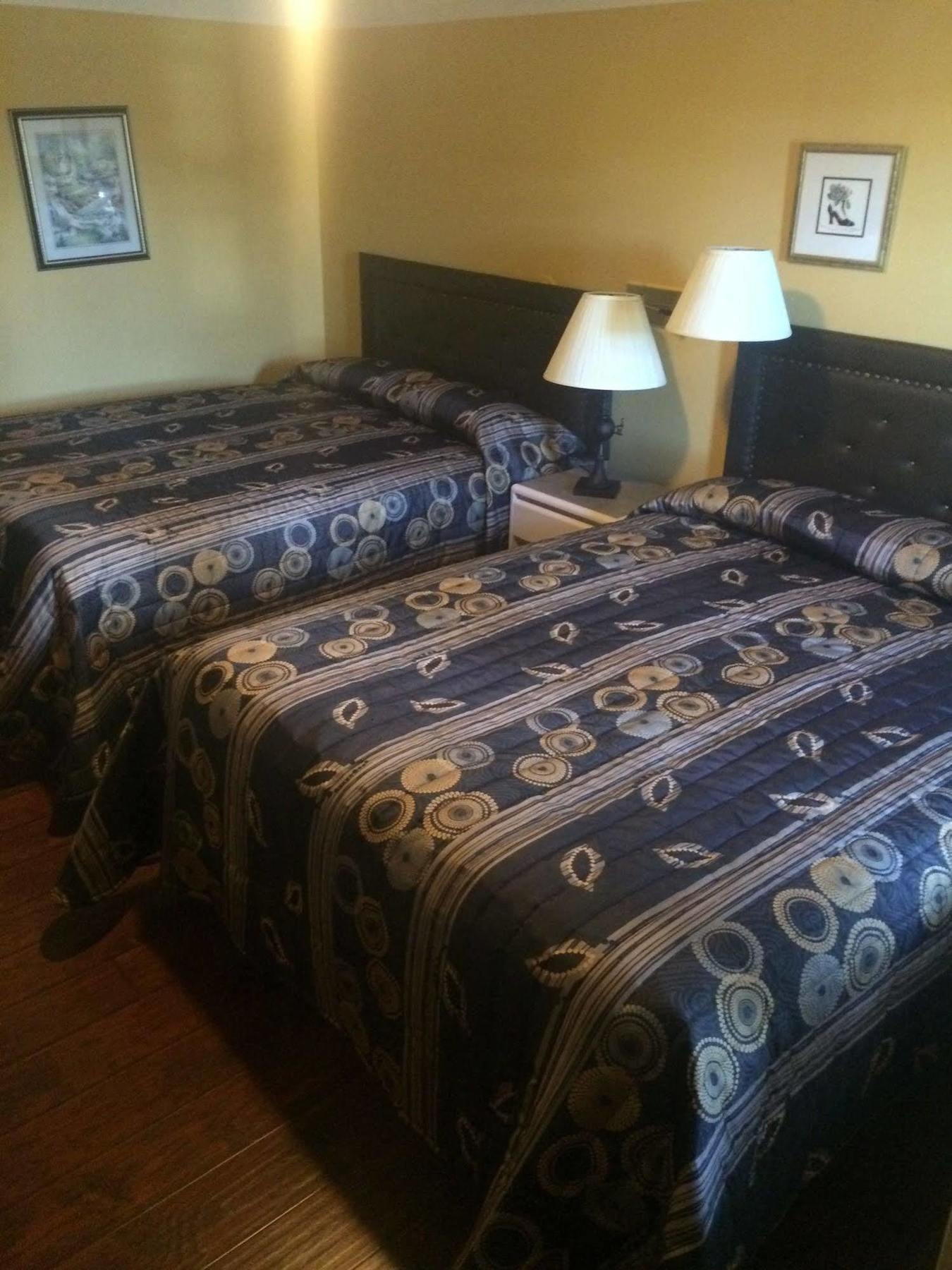 Satellite Motel Medicine Hat Zewnętrze zdjęcie